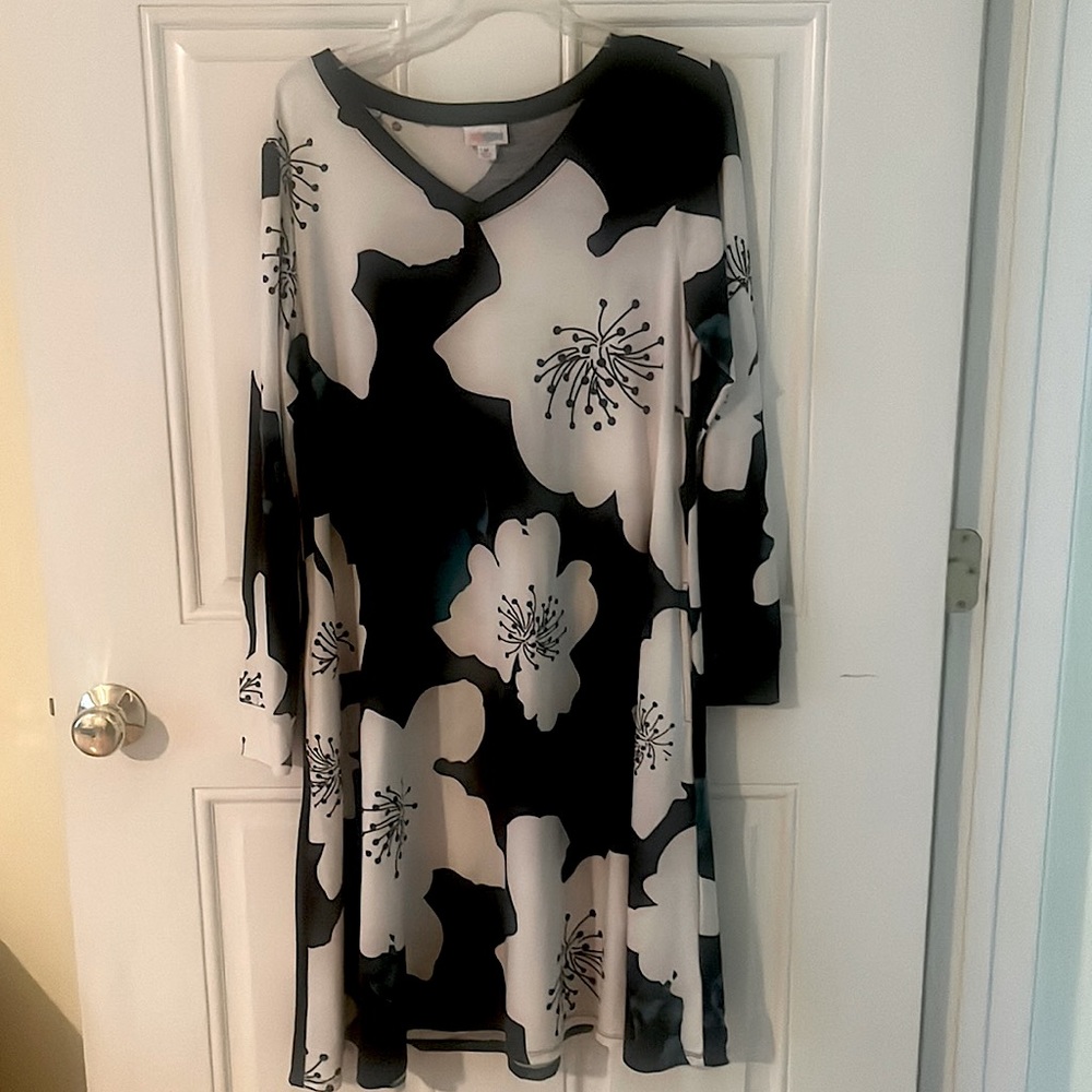 LuLaRoe Dress - Long Sleeves - White, Black, and Green Flowers